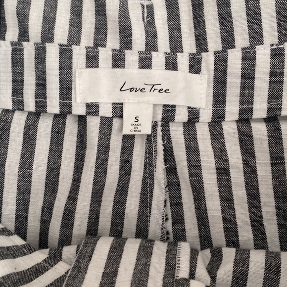 💚Love Tree striped women’s shorts with a belt - Picture 5 of 6